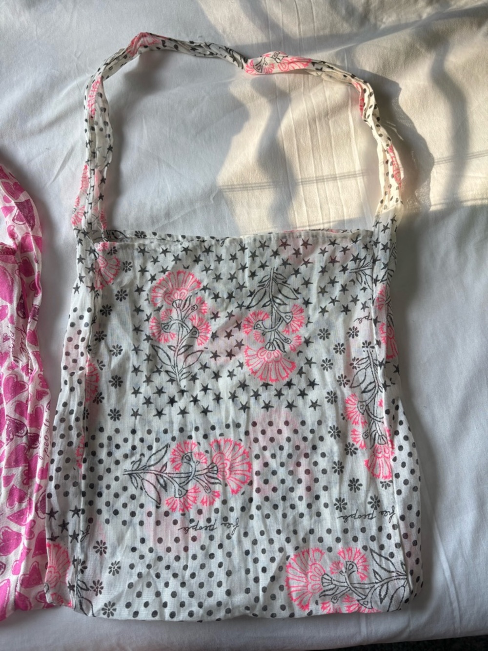 Set of 2 LIMITED EDITION Valentine’s Free People Tote bags - Picture 3 of 3
